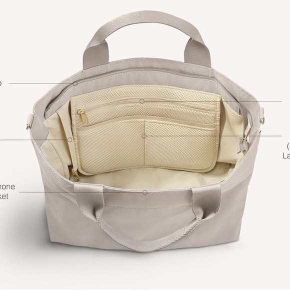 Canvelle Quilted Black Zip Crossbody Tote in Medium - Picture 11 of 12